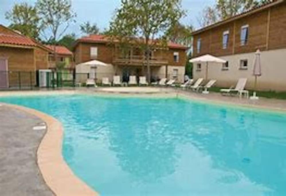 Aureilhan-Appartemant 4-6 Pp Piscine Cosy En Bord Lac Екстер'єр фото